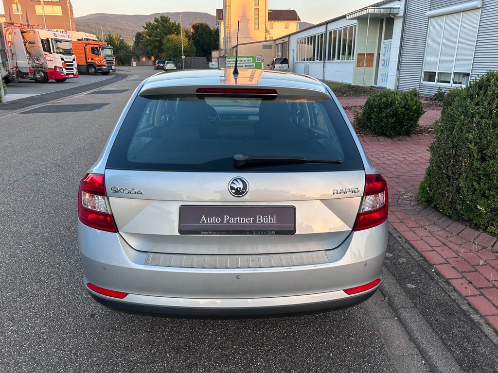 Skoda Rapid Spaceback Ambition, Bild 5 von 11