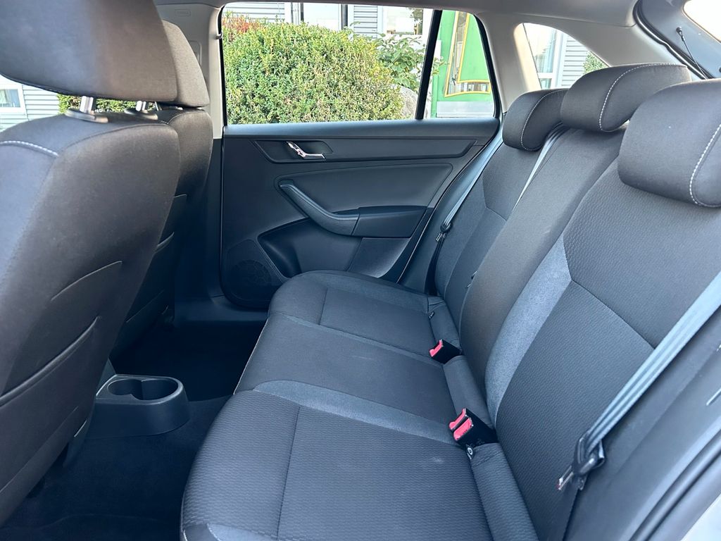 Skoda Rapid Spaceback Ambition, Bild 7 von 11