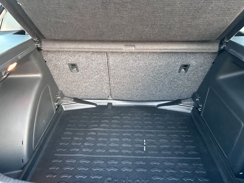 Skoda Rapid Spaceback Ambition, Bild 10 von 11